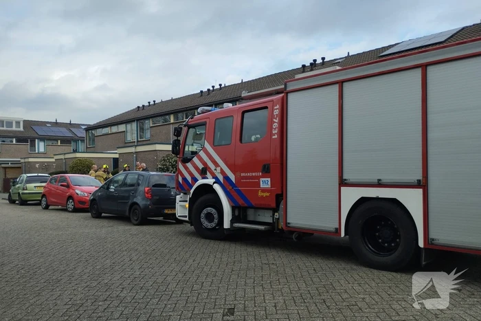 Brandweer verricht onderzoek wegens gaslucht