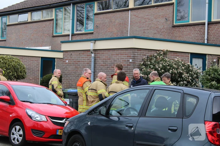 Brandweer verricht onderzoek wegens gaslucht