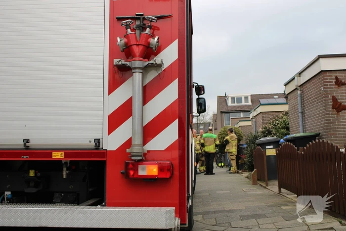 Brandweer verricht onderzoek wegens gaslucht