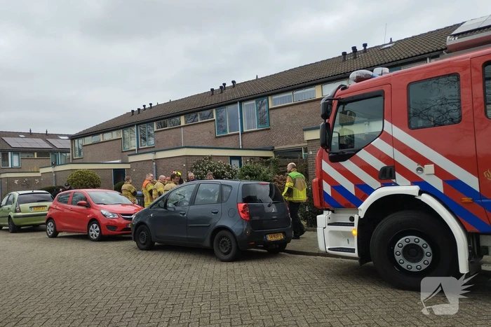 Brandweer verricht onderzoek wegens gaslucht