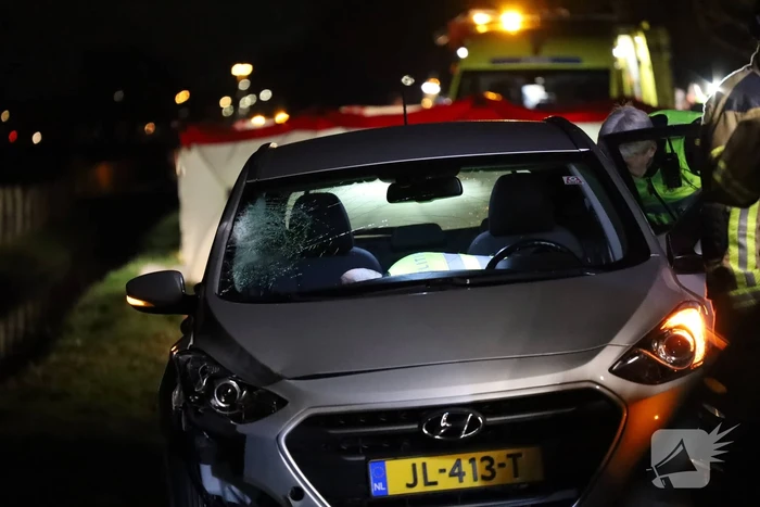 Vrouw overleden na aanrijding met auto