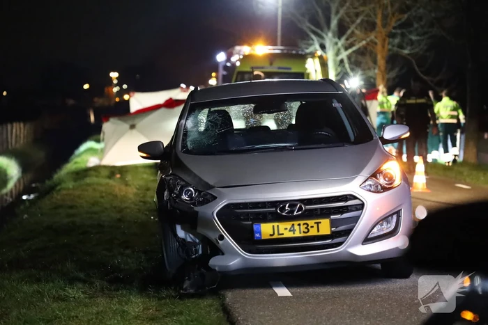 Vrouw overleden na aanrijding met auto