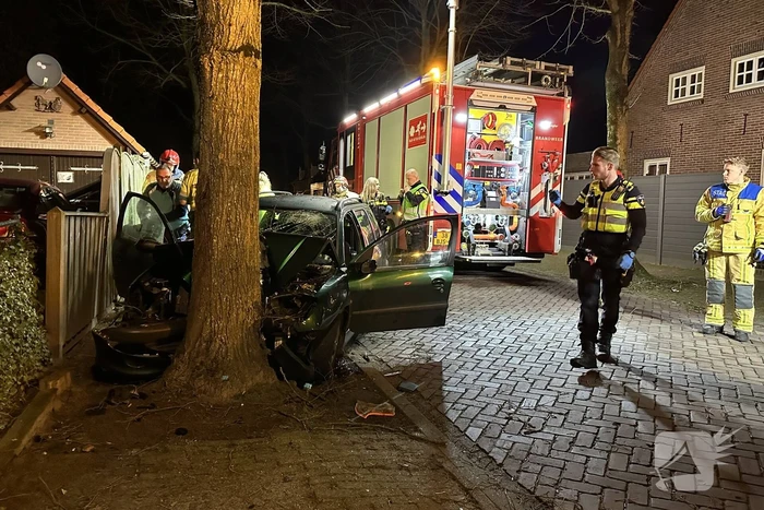 Twee zwaargewonden bij ongeval in woonwijk