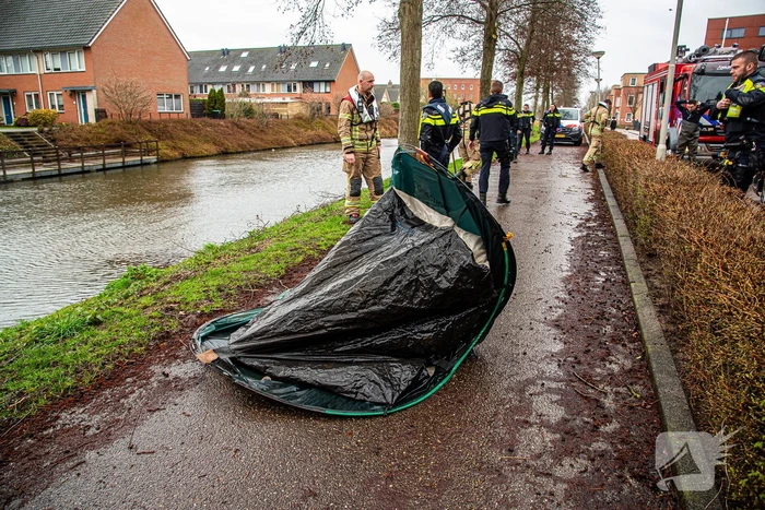 Melding fiets in sloot blijkt tentje