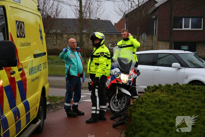 Fietser gewond bij aanrijding met auto