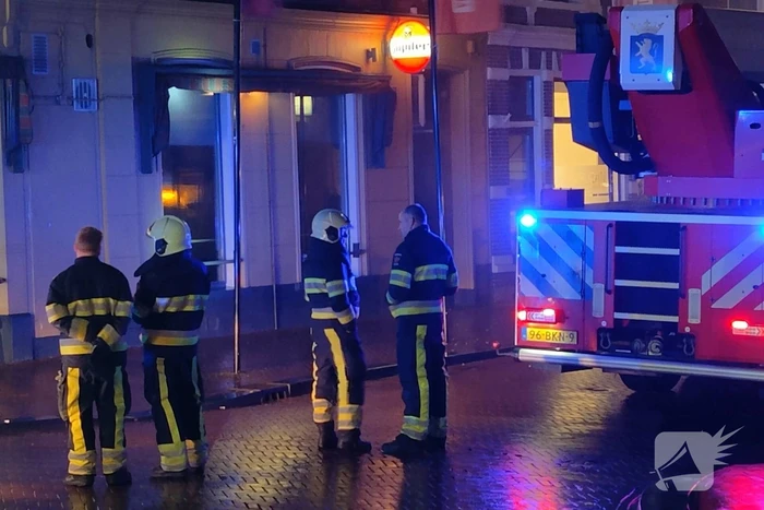 Veel rook bij brand in cafe