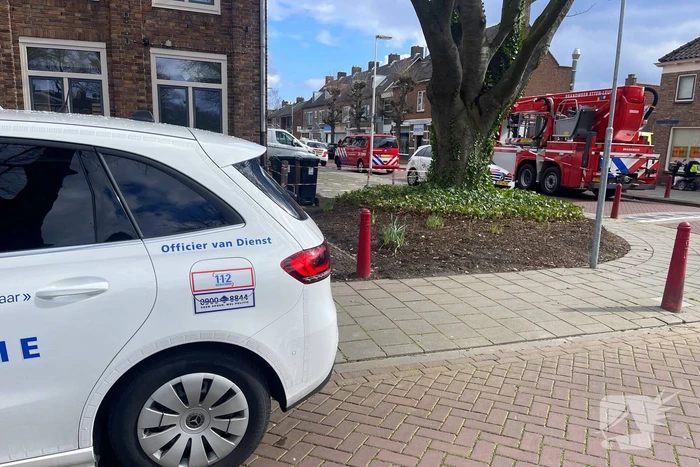 Straat afgezet vanwege brand