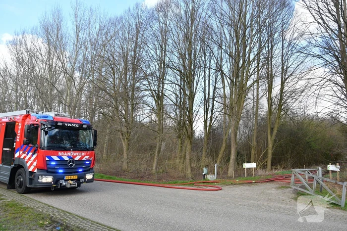 Flinke rookontwikkeling bij brand in bosgebied