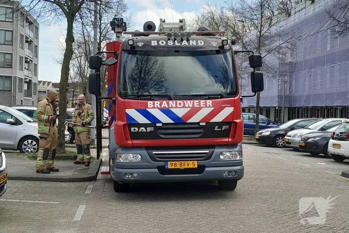 Brandweer beukt deur in na waterlekkage