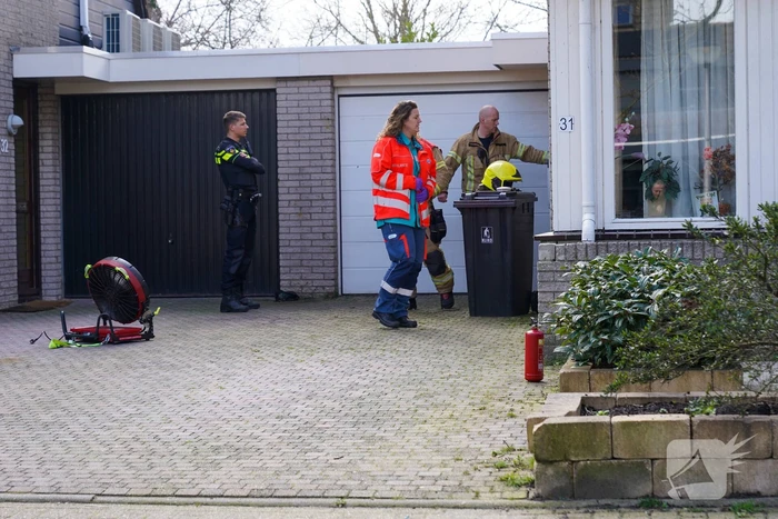 Bewoner ademt rook in bij brand in meterkast