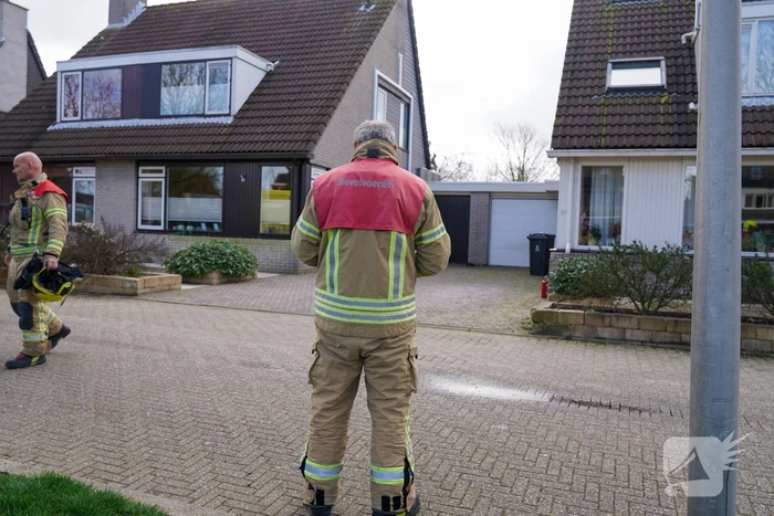 Bewoner ademt rook in bij brand in meterkast