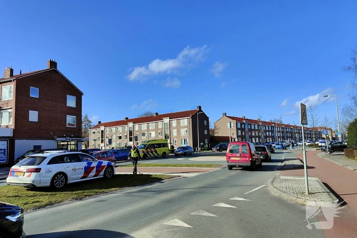 Fietsster en automobilist botsen met elkaar
