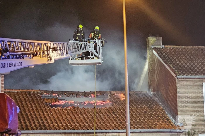Veel schade bij brand in woning