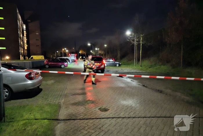 Omgeving afgezet bij incident in flatgebouw