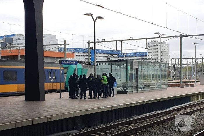 Massale inzet politie vanwege mogelijk vuurwapen