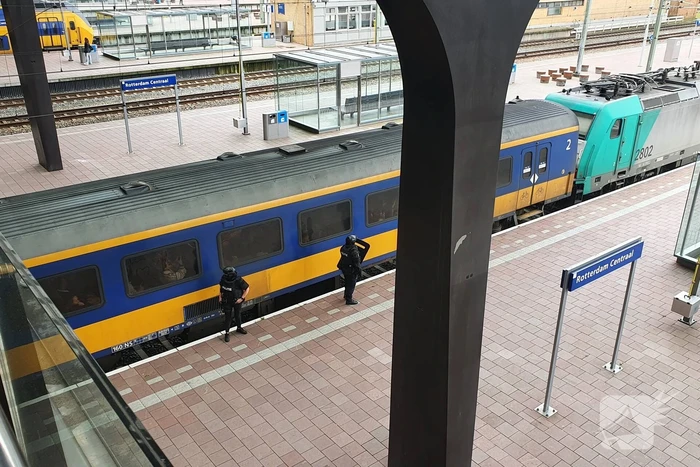 Massale inzet politie vanwege mogelijk vuurwapen