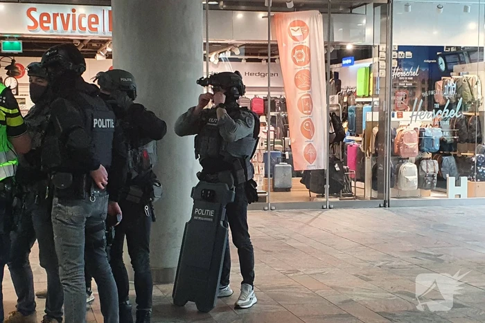 Massale inzet politie vanwege mogelijk vuurwapen