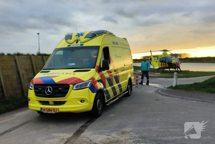 Zwaargewonde na woningbrand