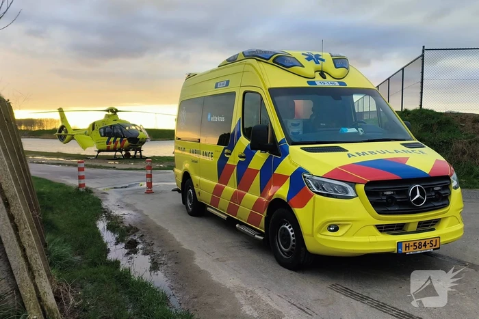 Zwaargewonde na woningbrand