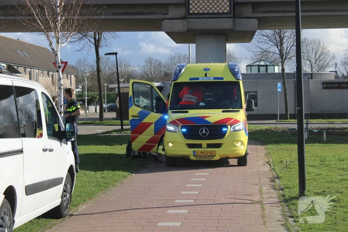 Trauma-arts per helikopter ingevlogen ter assistentie van ambulance
