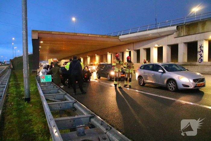 Snelweg afgesloten na zwaar ongeval