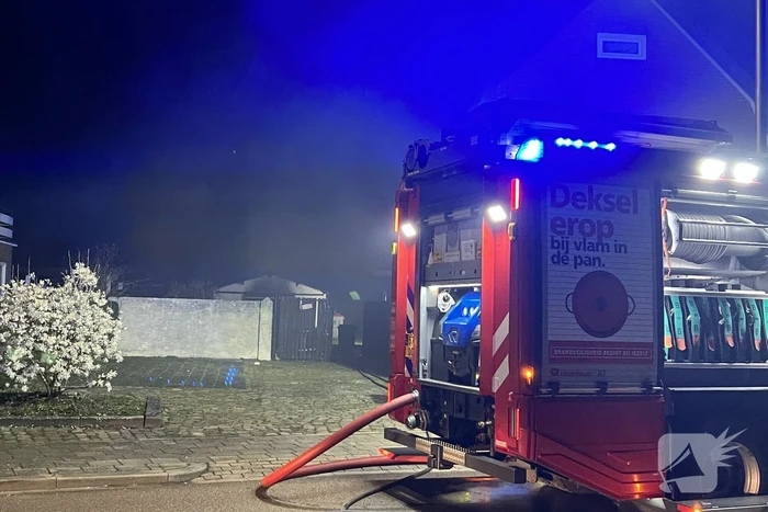 Flinke brand in bijgebouw