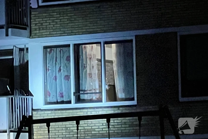 Flatwoning meerdere malen beschoten