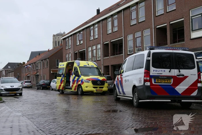 Persoon aangereden door auto, slachtoffer gewond