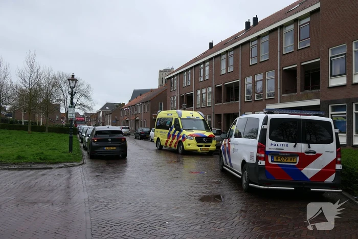 Persoon aangereden door auto, slachtoffer gewond