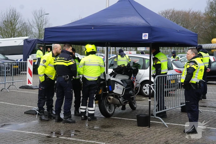 Grote verkeerscontrole door politie en Belastingdienst