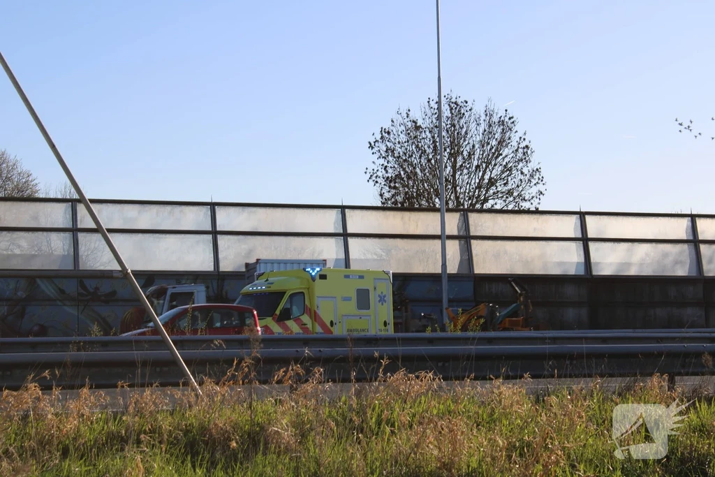 Rijksweg A15 R 84,6 112 melding Sliedrecht 