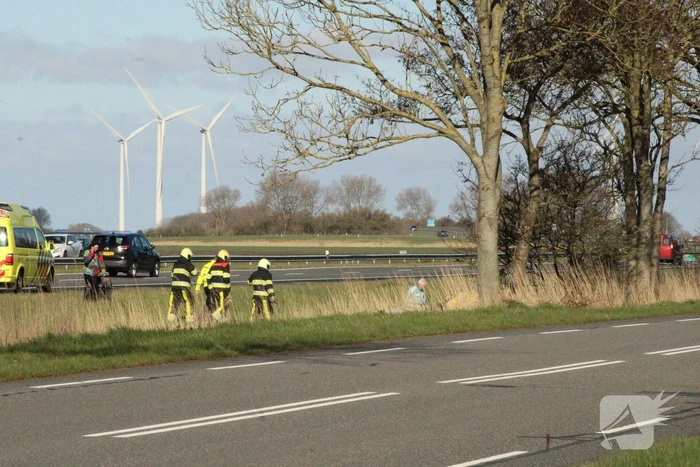 Automobilist raakt van de weg belandt in sloot