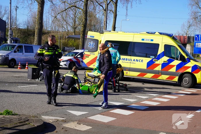 Scooterrijder gewond bij botsing met automobilist