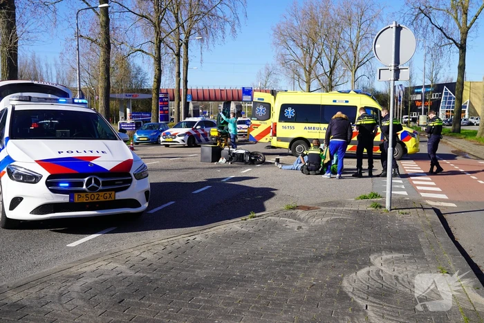 Scooterrijder gewond bij botsing met automobilist