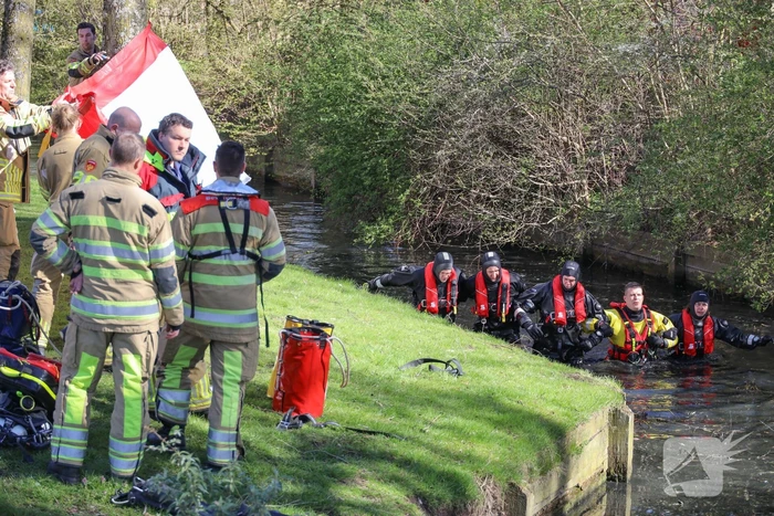 2-jarige jongen overleden na val in water