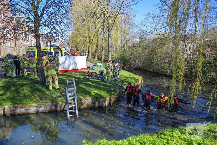 2-jarige jongen overleden na val in water