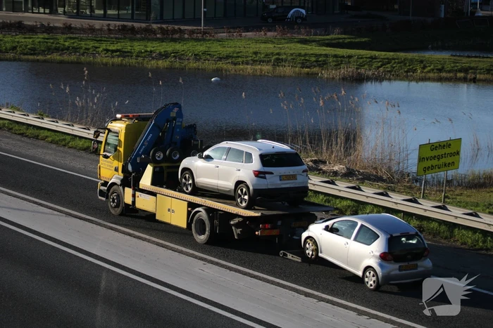 Twee personenauto's afgesleept na ongeval