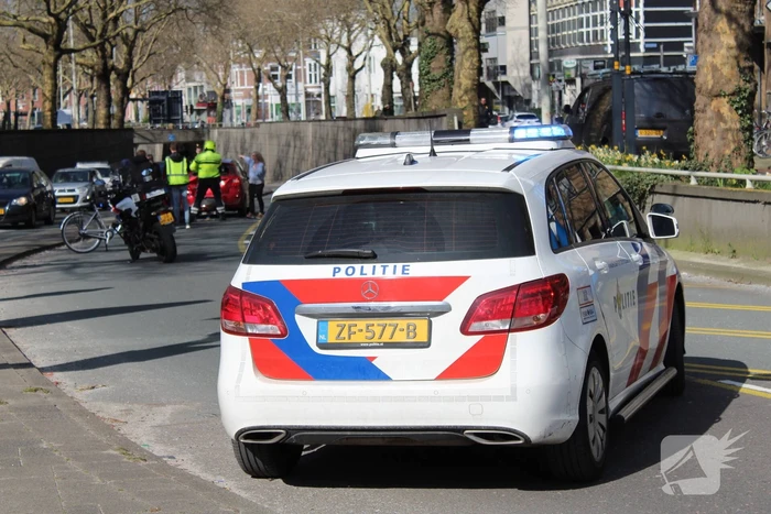 Motorrijder gewond bij botsing met auto