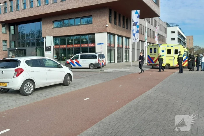 Forse schade bij botsing tussen twee voertuigen