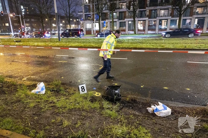 Maaltijdbezorger aangereden door automobilist