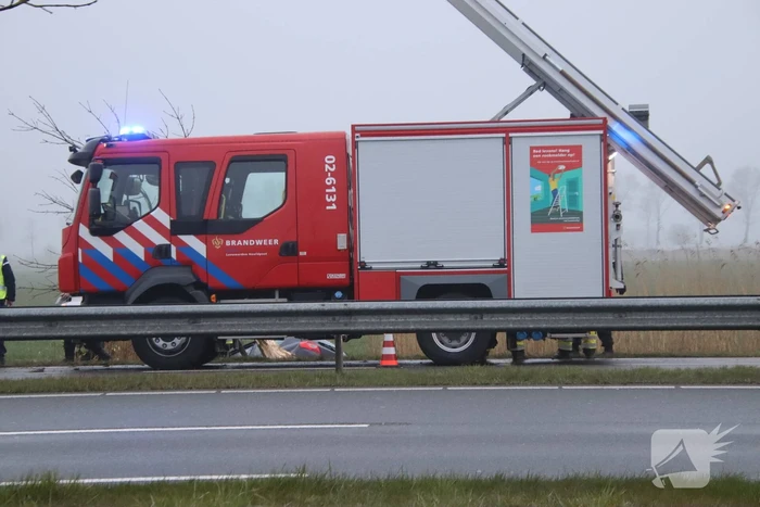 Bestuurder van auto belandt in sloot