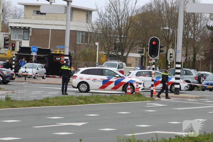 Persoon met verward gedrag van flatgebouw gehaald