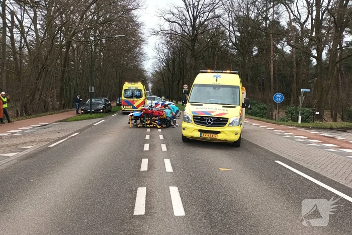 Fiets in stukken bij aanrijding met motor