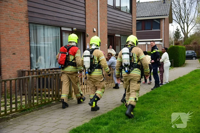 Brand in oven zorgt voor rookontwikkeling