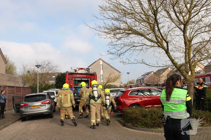 Uitslaande dakbrand bij woning