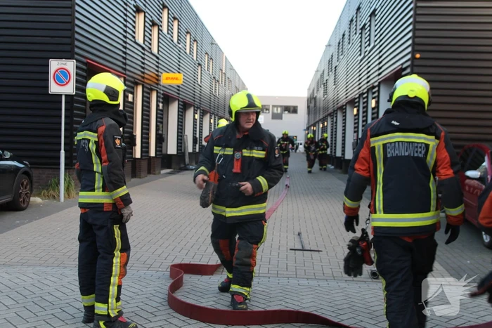 Hevige brand in bedrijfsverzamelgebouw