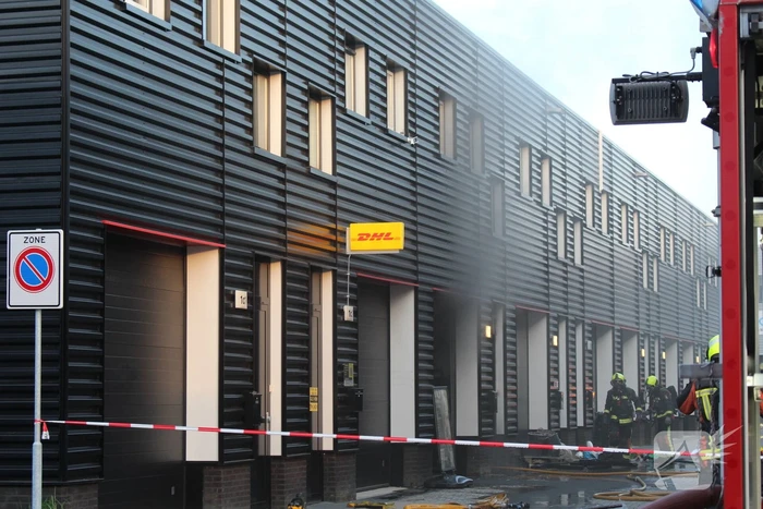 Hevige brand in bedrijfsverzamelgebouw