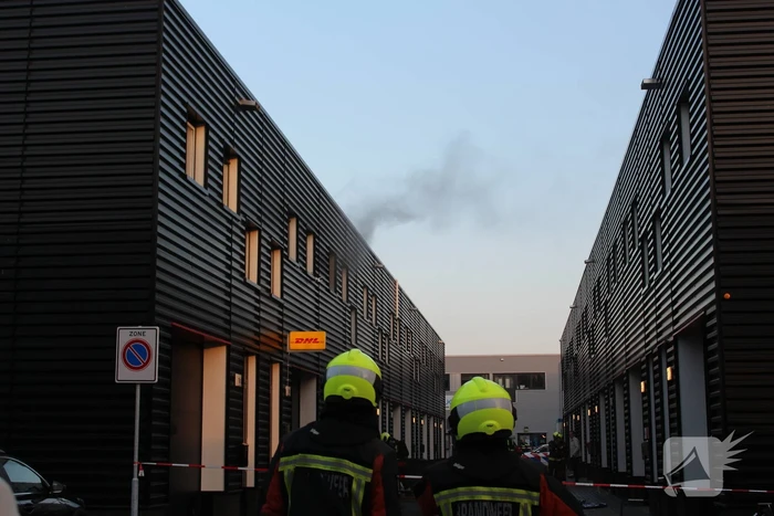 Hevige brand in bedrijfsverzamelgebouw
