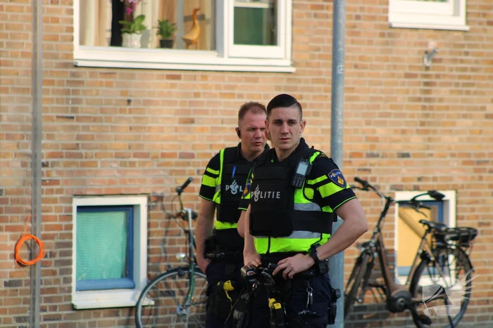 Meerdere schoten gelost op flatgebouw