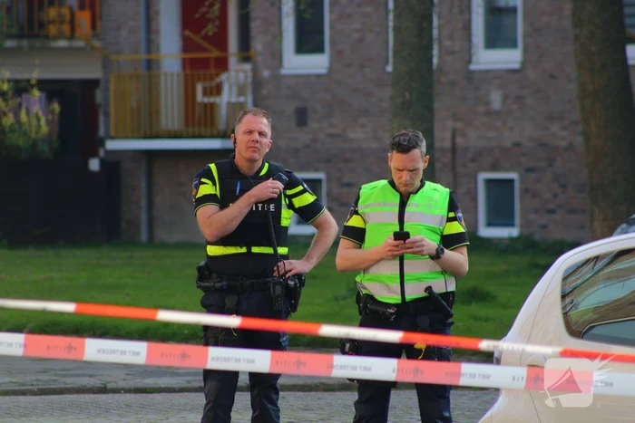 Meerdere schoten gelost op flatgebouw